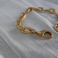 Over and Over Hand Etched Linked Chain Bracelet