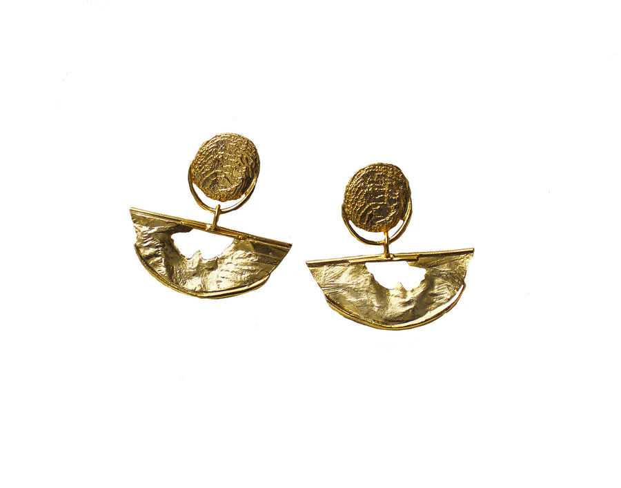 Hits the Horizon - Half Crescent Reticulated Earring