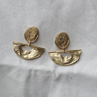 Hits the Horizon - Half Crescent Reticulated Earring