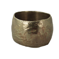 Rough Smoke - Brass Wide Etched Band